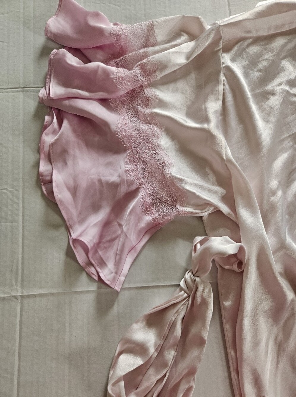 NWT Victoria’s Secret XL XXL Pink Satin Lace Ruffle Robe - Picture 4 of 5